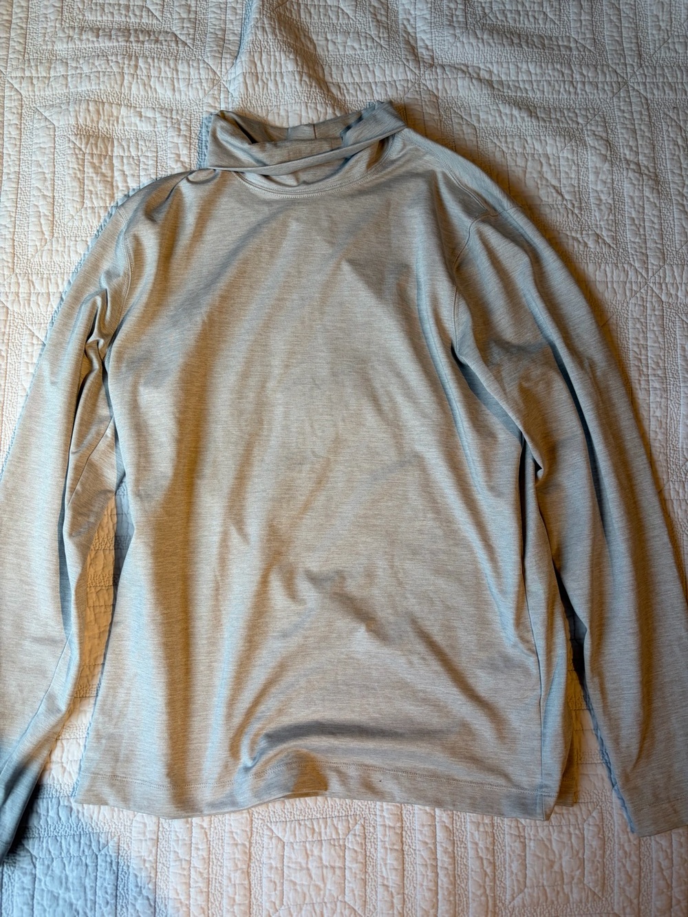 Club Monaco Men's Light Gray Turtleneck Sweater